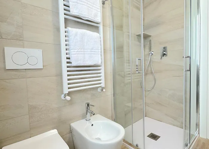 Laura ボローニャ